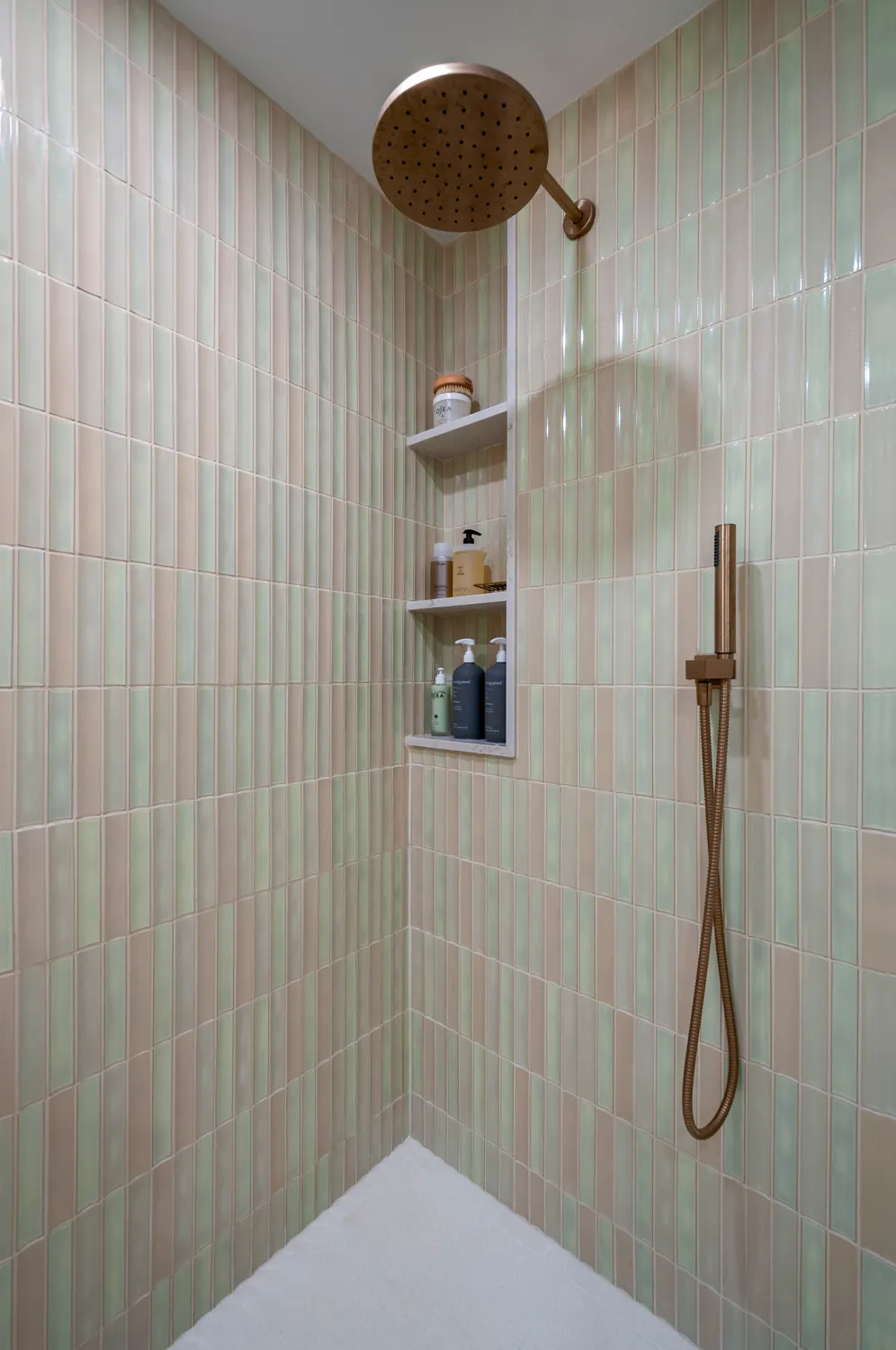 The shower, zellige in sage